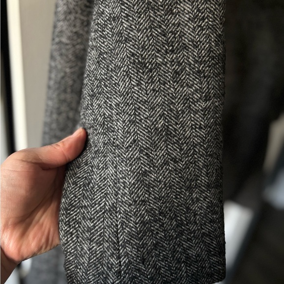 Zara Black and Gray Herringbone Coat - Picture 4 of 7